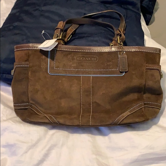 Coach - Picture 1 of 2